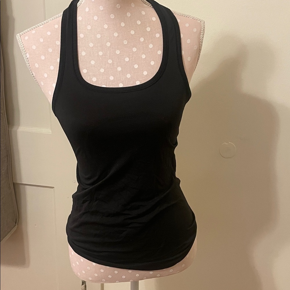 Swift Tech Lululemon  Black Women's Tank Top Size 4